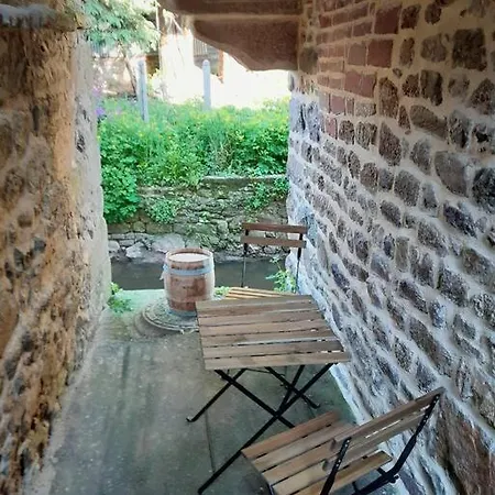 Petit Atelier, Calme, Frais, Centre-ville, Vue Riviere