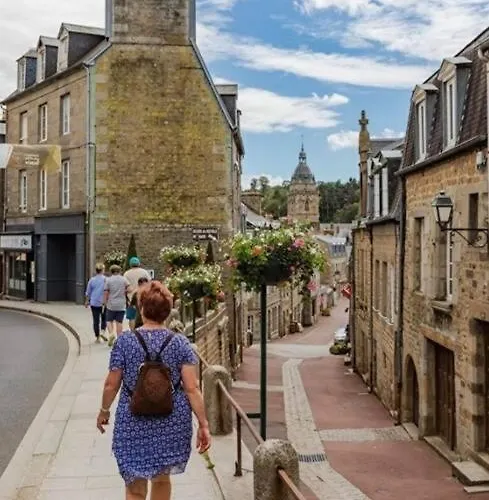 Holiday home Le Petit Atelier, Centre-ville, Vue Riviere