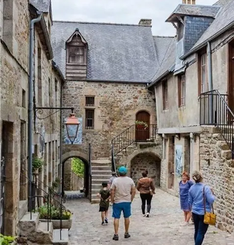 Holiday home Le Petit Atelier, Centre-ville, Vue Riviere